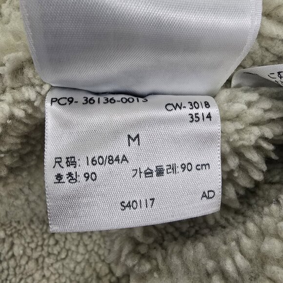 Levis Original Classic Sherpa Trucker Jacket  Women's Size Medium Blue Denim EUC - Picture 7 of 11